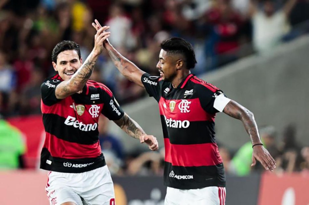Flamengo vence o Cusco e confirma liderança do grupo na Libertadores